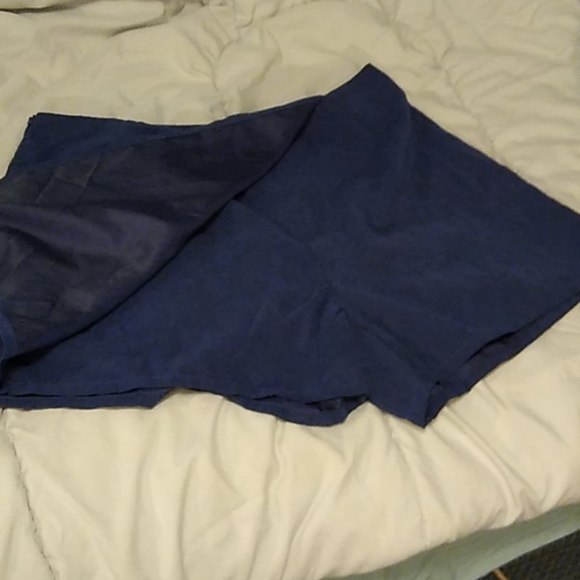 Skort - Picture 2 of 3